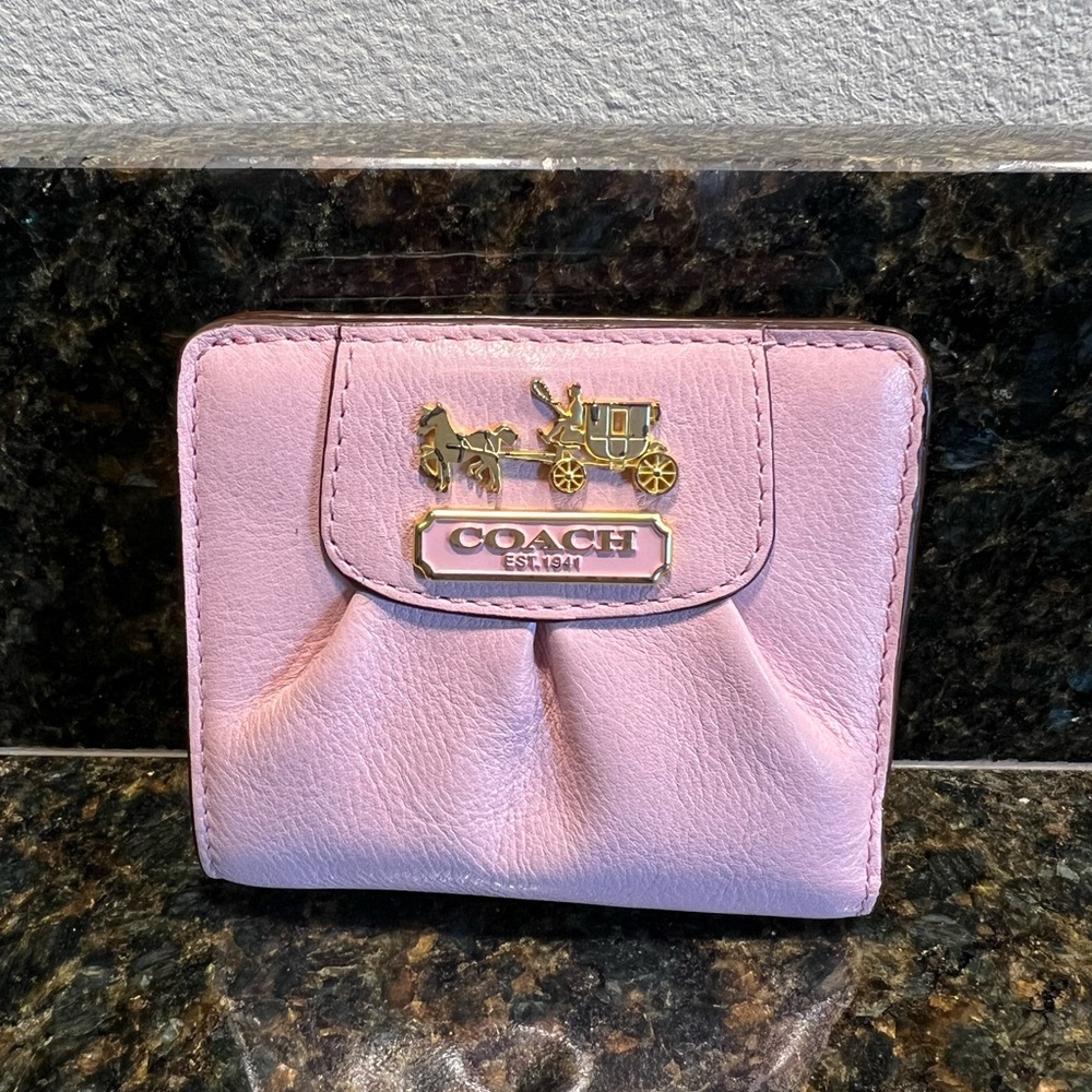 Coach Light Pink Leather Card Holder